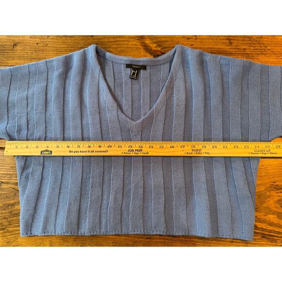 Forever 21 V Neck Knit Sweater Crop Top Blue Women's Size Medium - Picture 9 of 10
